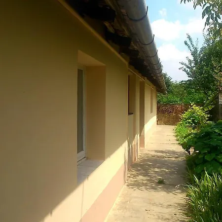 Guest house Anna Vendeghaz Gadoros